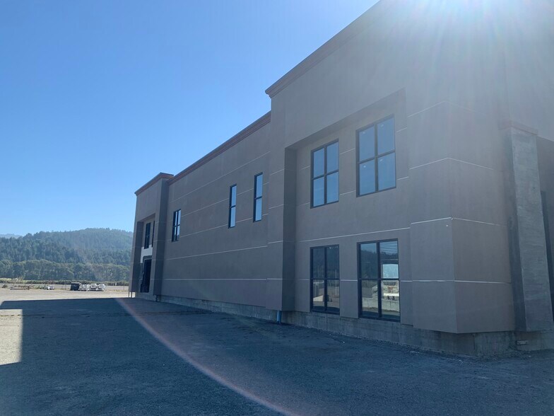 More Photos Of 300 Northwestern Ave, Rio Dell Industrial For Sale