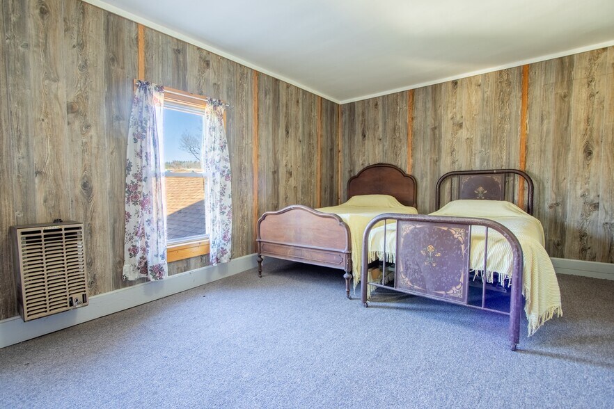 More Photos Of 263 Como Rd, Lake Como Specialty For Sale