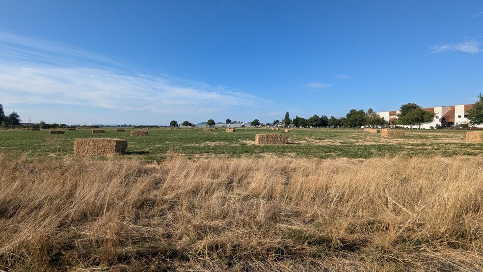 More Photos Of 585 Airport Rd, Independence Land For Sale