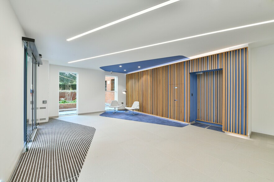 More Photos Of 45 London Rd, Reigate Office For Sale