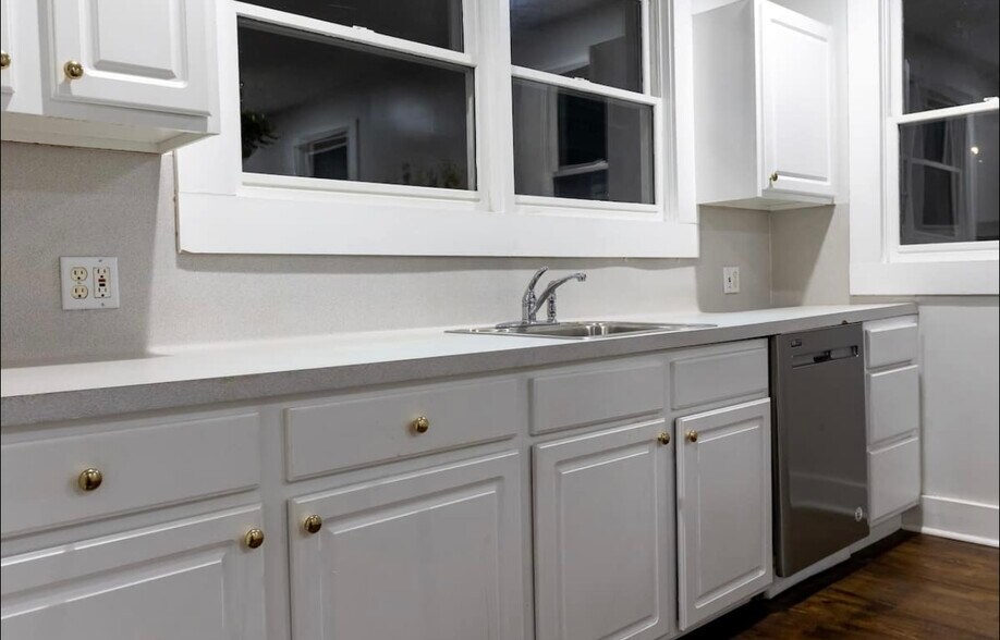 More Photos Of 318 Patterson Ave, Scottdale Religious Facility For Sale