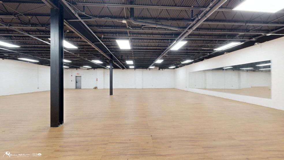 More Photos Of 1686 Roswell Rd, Marietta Office Residential For Sale
