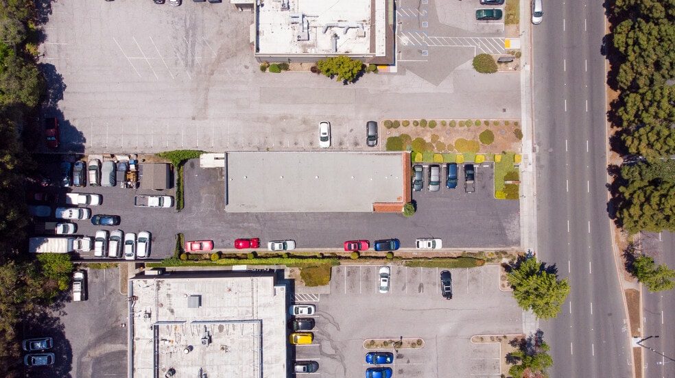 More Photos Of E El Camino Real, Sunnyvale Auto Repair For Lease