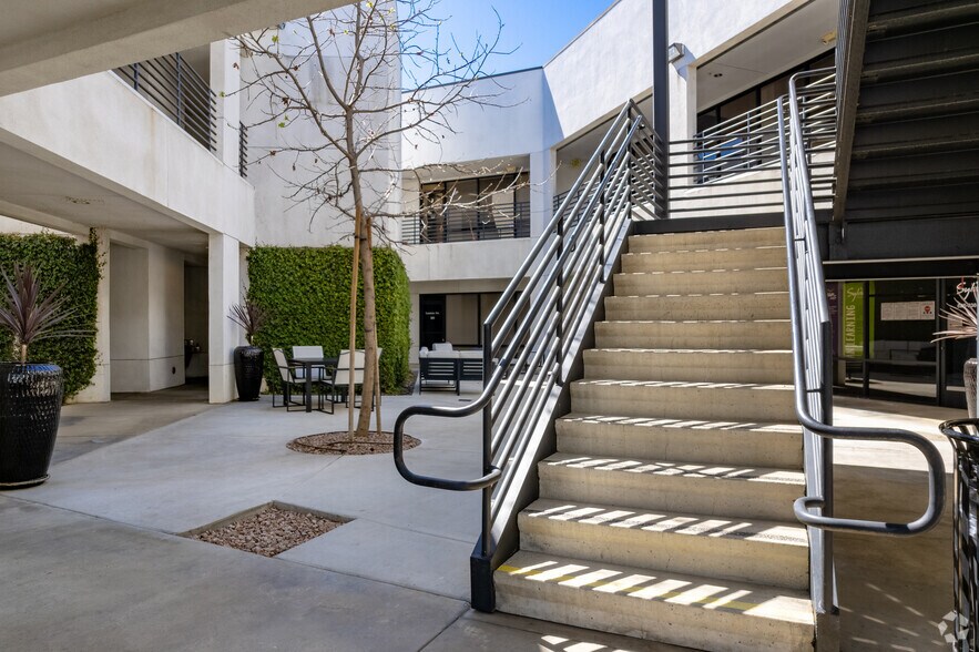 More Photos Of 1730 W Cameron Ave, West Covina Coworking Space