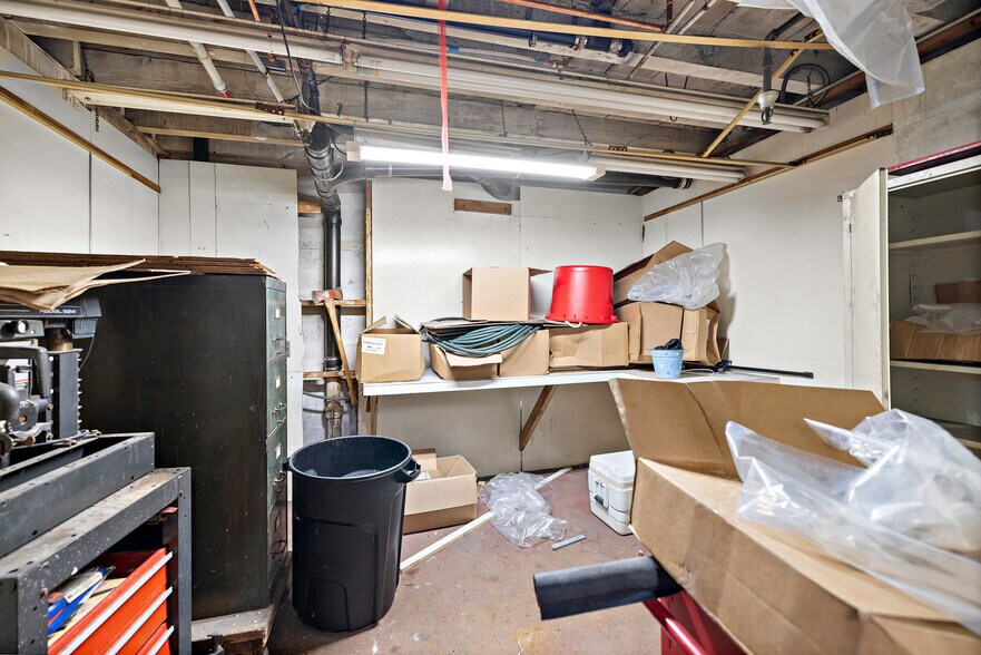 More Photos Of 410-414 Towne Ave, Los Angeles Warehouse For Sale