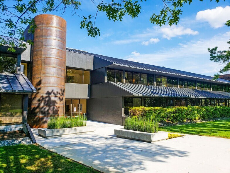 More Photos Of 1750 112th Ave NE, Bellevue Medical For Lease