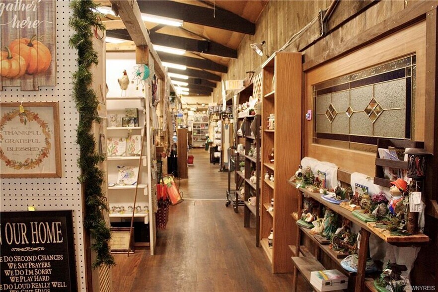 More Photos Of 3333 Lockport Olcott Rd, Newfane Restaurant For Sale