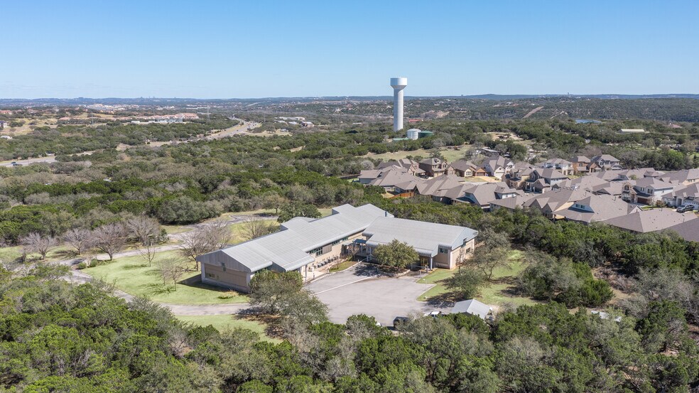 More Photos Of 15315 W Highway 71, Austin Showroom For Sale