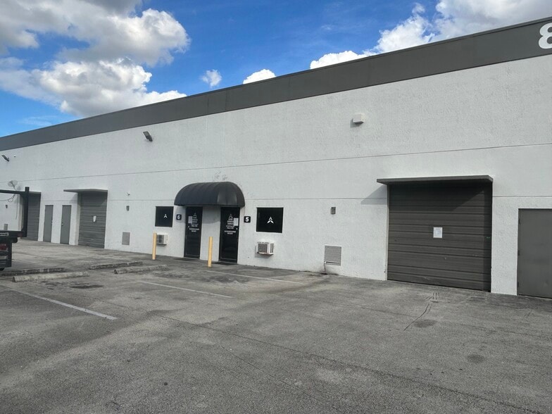 More Photos Of 8125 NW 74th Ave, Medley Warehouse For Sale
