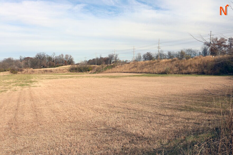 More Photos Of 8035 N Illinois St, Caseyville Land For Sale