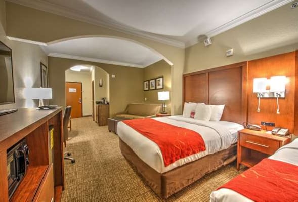 More Photos Of 13636 Michel Rd, Tomball Hotel For Sale