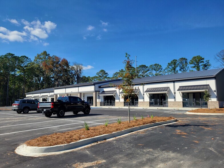 More Photos Of 6637 N Okatie Hwy, Ridgeland Light Distribution For Lease