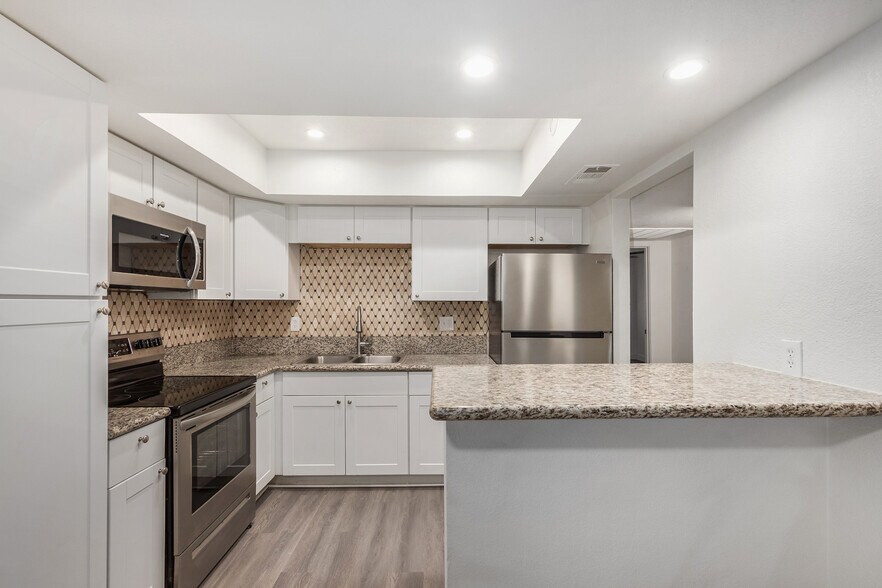 More Photos Of , Phoenix Multifamily For Sale