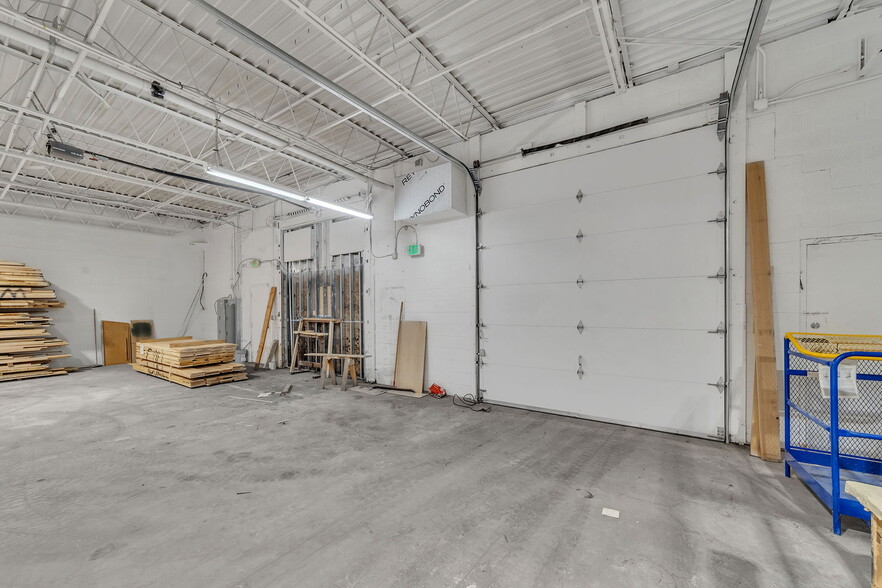 More Photos Of 2685 Durango Dr, Colorado Springs Warehouse For Lease
