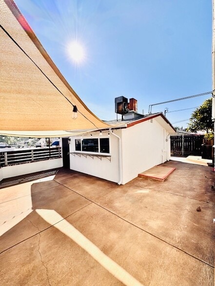 More Photos Of 4204 Rolando Blvd, San Diego Storefront For Lease