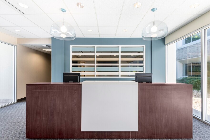 More Photos Of 80 Orville Dr, Bohemia Coworking Space