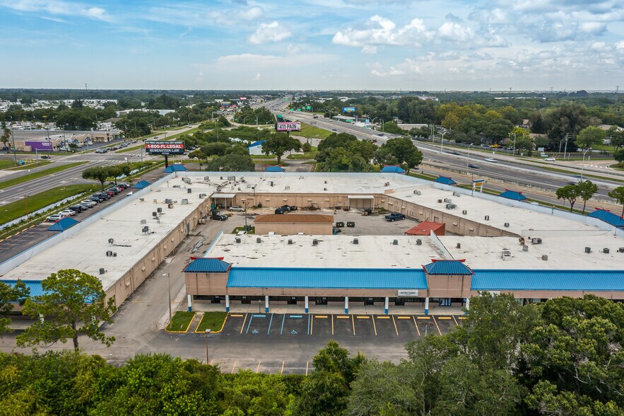 More Photos Of 14100 US Highway 19 N, Clearwater Storefront For Lease