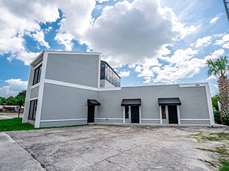 More Photos Of 3922 Tampa St, Tampa General Retail For Lease