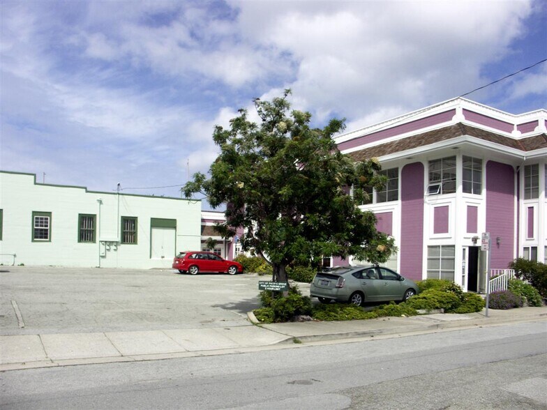 More Photos Of 529 Central Ave, Pacific Grove Office Residential For Lease