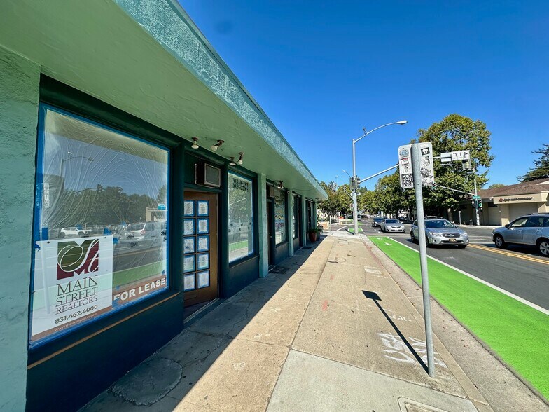 More Photos Of 4635-4641 Soquel Dr, Soquel Storefront For Lease