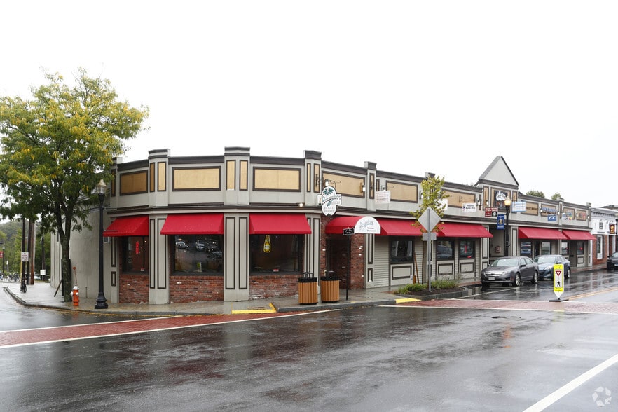 Primary Photo Of 13-25 Main St, Franklin Restaurant For Lease
