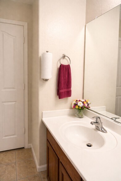 More Photos Of 15456 W Morning Glory St, Goodyear Healthcare For Sale