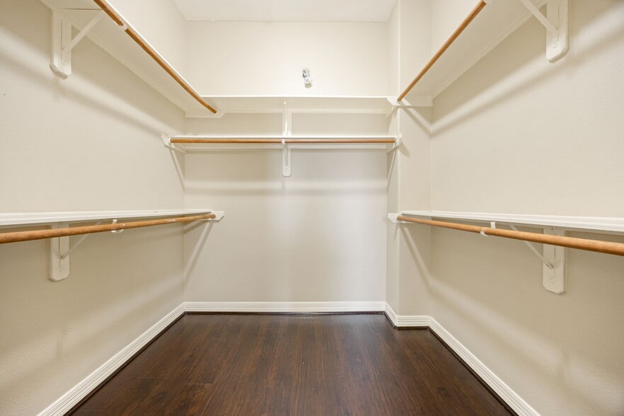 More Photos Of 12989 Bellaire Blvd, Houston Storefront For Sale