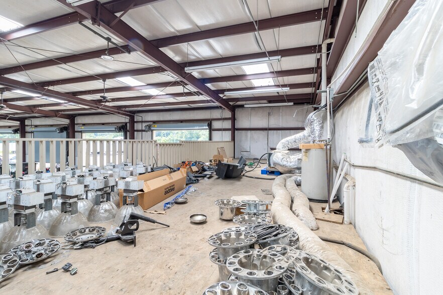 More Photos Of 3656 Chattanooga Rd, Tunnel Hill Warehouse For Sale
