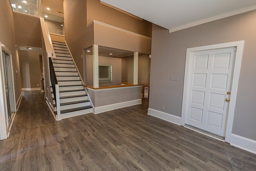 More Photos Of 5501 McNeely Dr, Raleigh Medical For Lease