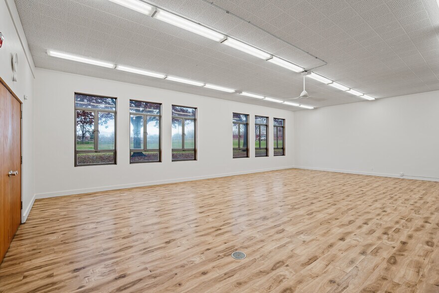 Primary Photo Of 1201 N B St, Ellensburg Specialty For Lease