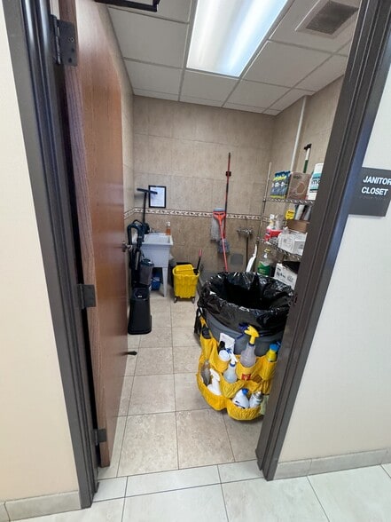 More Photos Of 1068 Broadway, El Cajon Medical For Sale