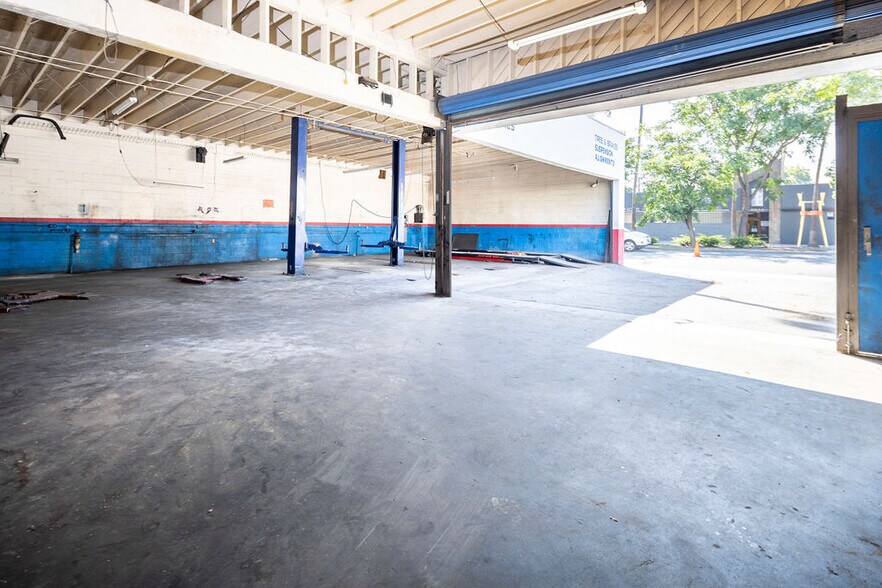 More Photos Of 8651-8655 Washington Blvd, Los Angeles Auto Repair For Lease