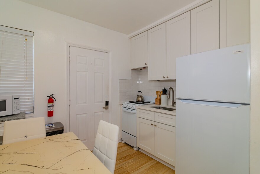 More Photos Of 545 Michigan Ave, Miami Beach Apartments For Sale