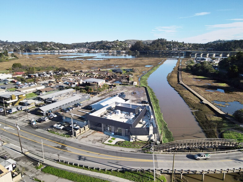 More Photos Of 200 Shoreline Hwy, Mill Valley Restaurant For Lease