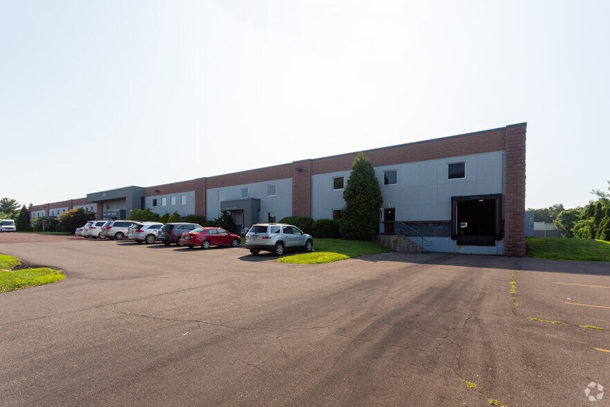 More Photos Of 171 Ruth Rd, Harleysville Light Distribution For Lease