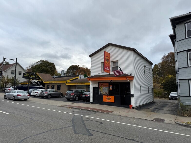 More Photos Of 399 Shrewsbury St, Worcester Storefront Retail Residential For Sale