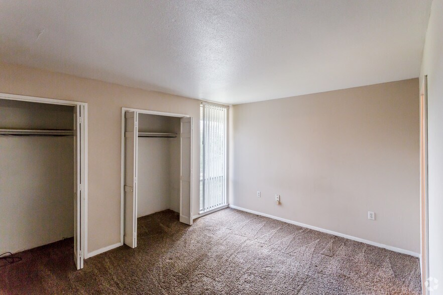 More Photos Of 1701 Skyline Dr, North Little Rock Multifamily For Sale