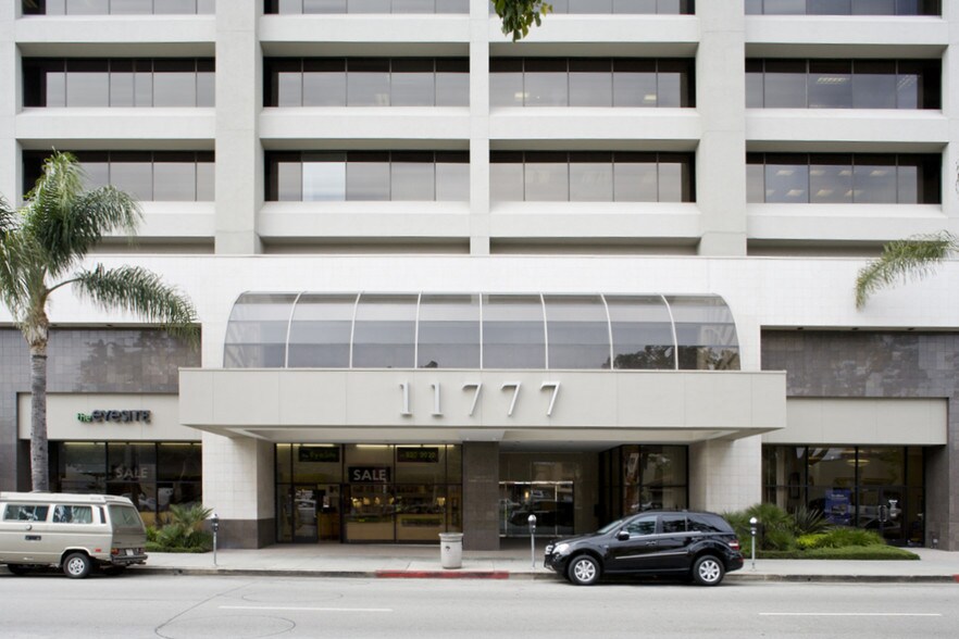 More Photos Of 11777 San Vicente Blvd, Los Angeles Office For Lease
