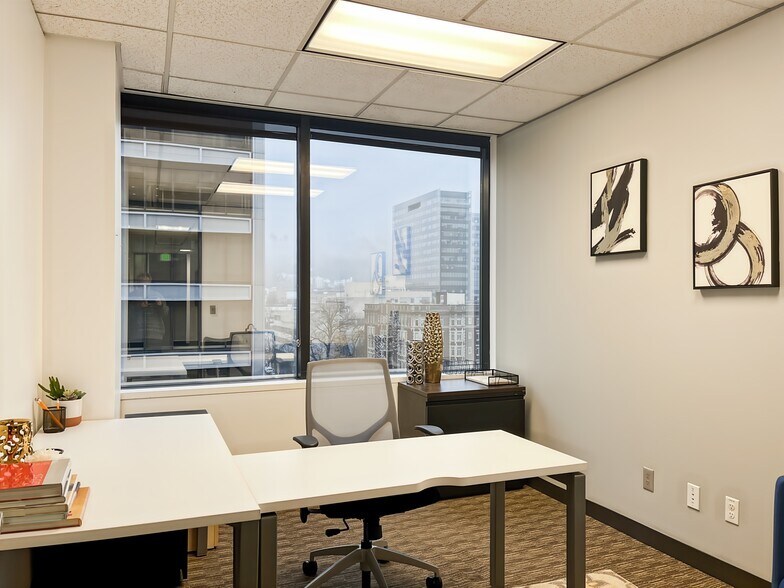 More Photos Of 1050 SW 6th Ave, Portland Coworking Space