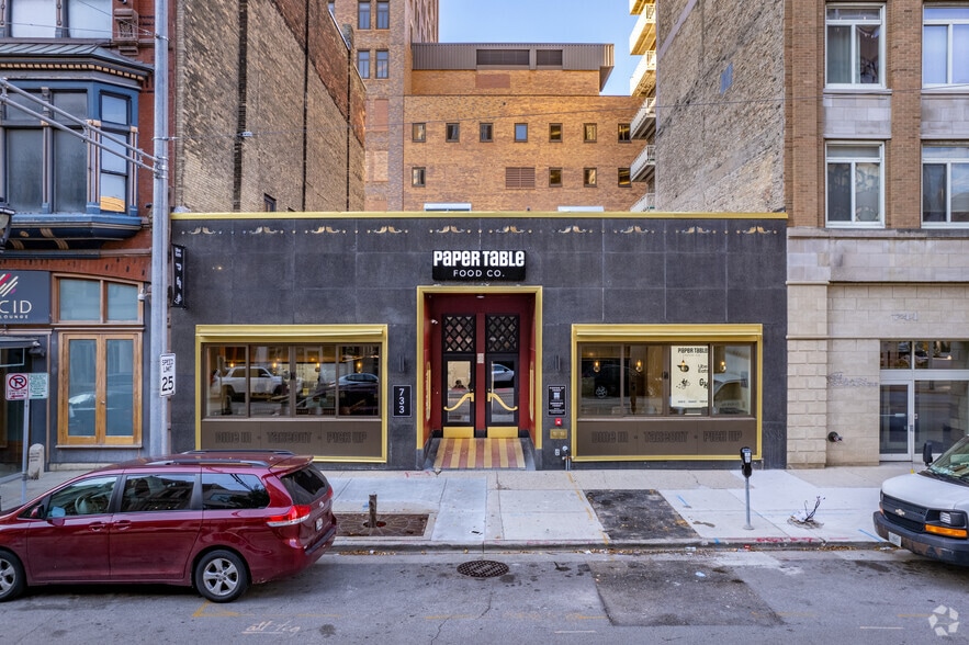 Primary Photo Of 733-737 N Milwaukee St, Milwaukee Restaurant For Lease