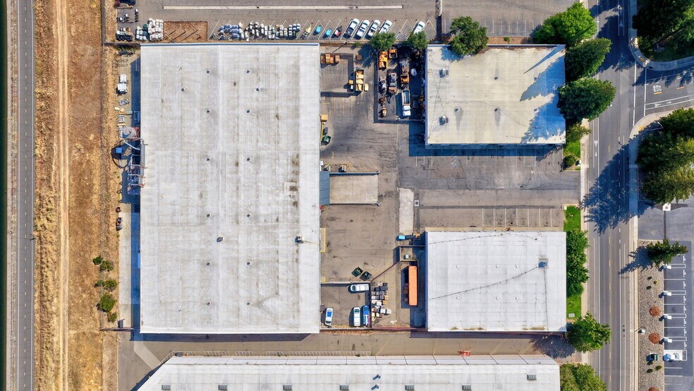 More Photos Of 2587 Mercantile Dr, Rancho Cordova Warehouse For Lease