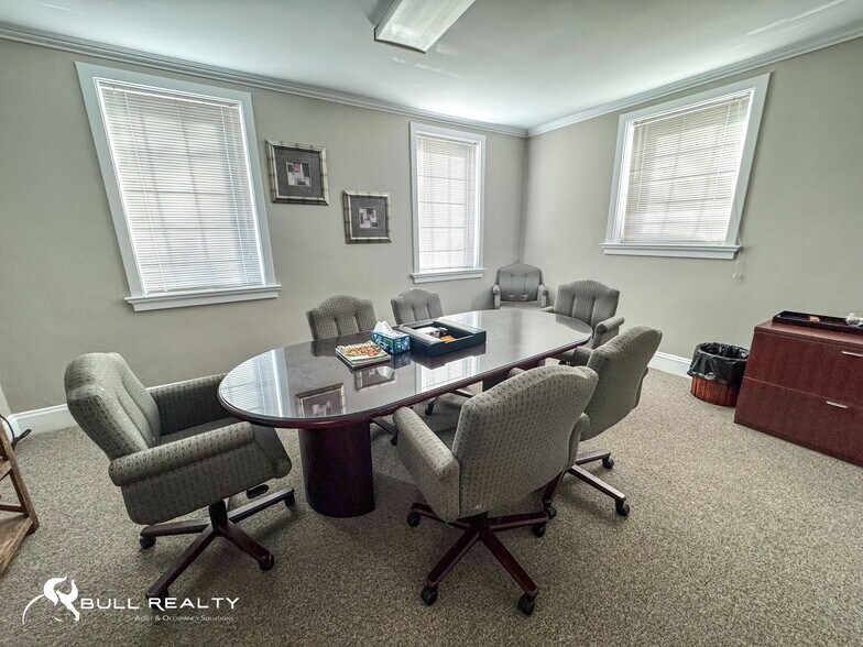 More Photos Of 1126 Ponce De Leon Ave, Atlanta Office For Sale