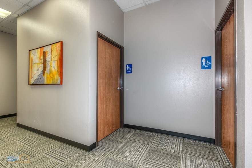 More Photos Of 1376 Miners Dr, Lafayette Research And Development For Lease