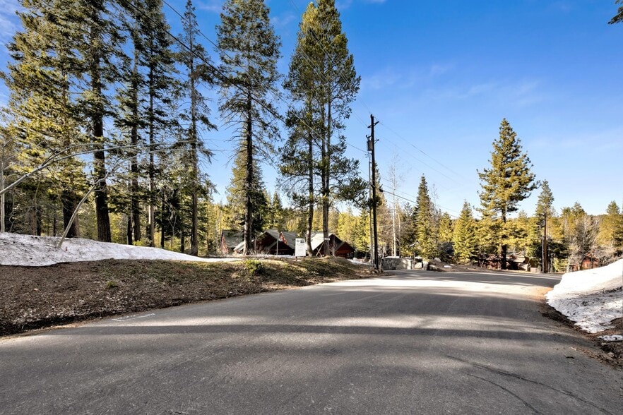 More Photos Of 12800 Zurich Plz, Truckee Land For Sale