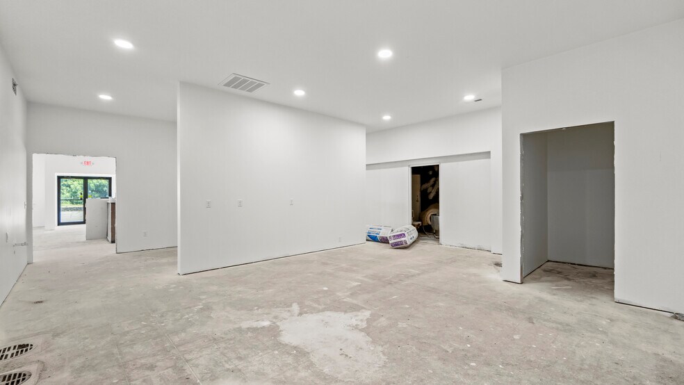 More Photos Of 6843 N Old 27, Fremont Storefront For Lease