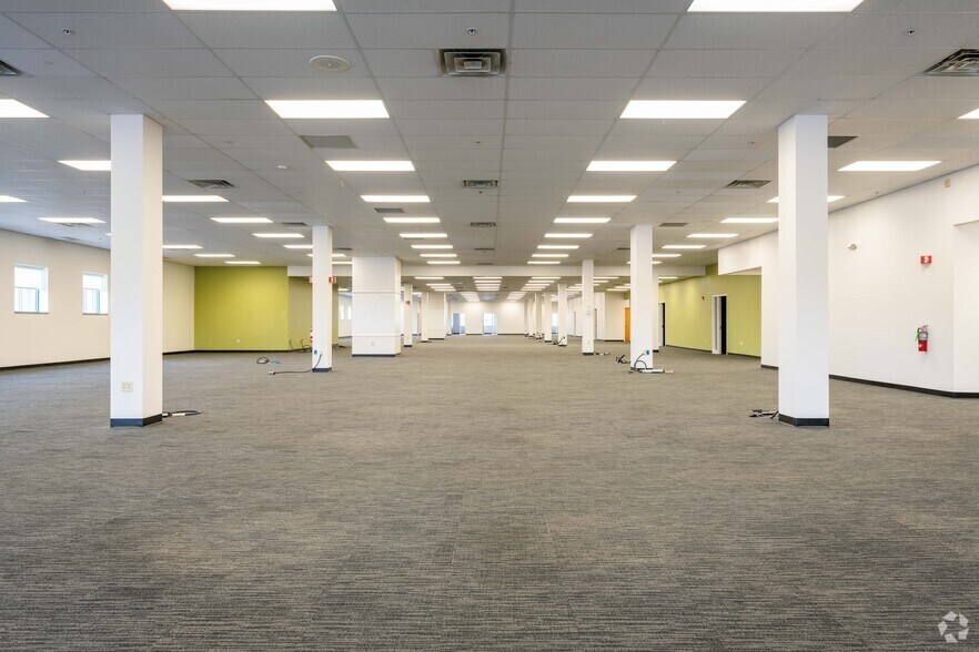 More Photos Of 2875 Union Rd, Cheektowaga Office For Lease