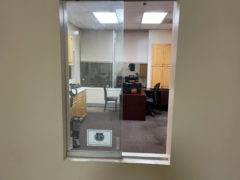 More Photos Of 2536 Carrollton Villa Rica Hwy, Carrollton Office For Lease