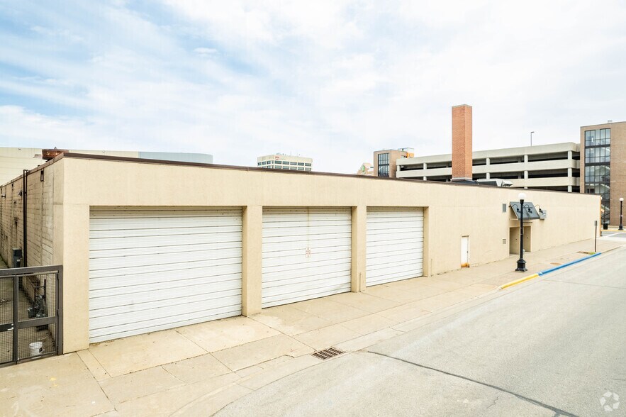 More Photos Of 300 2nd St S, La Crosse Office For Sale