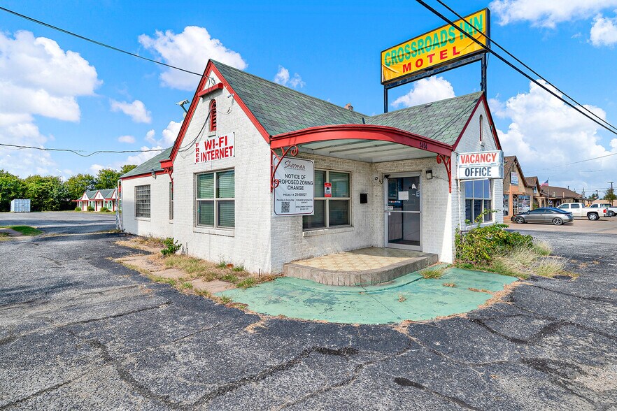 More Photos Of 2424 Texoma Pky, Sherman Office For Sale