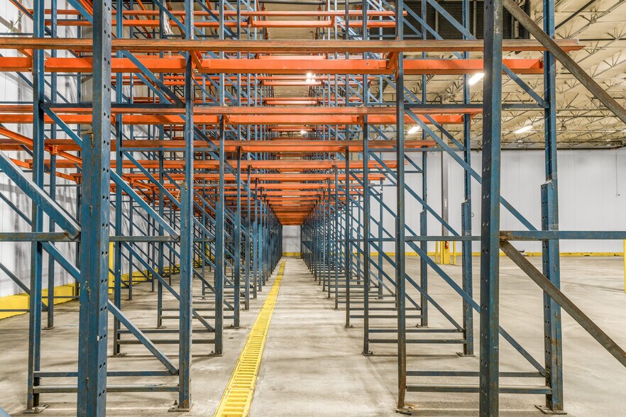 More Photos Of 4401-4409 Wanda Ave, McAllen Refrigeration Cold Storage For Lease